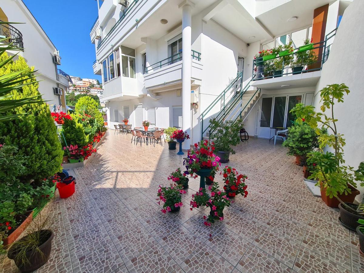 Apartments Hidri Улцин Екстериор снимка